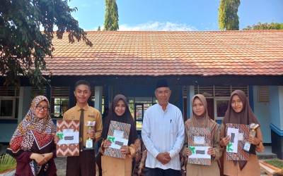 SISWA SMA Negeri 1 Siak RAIH JUARA DI MTQ TINGKAT Kabupaten Jakarta Pusat