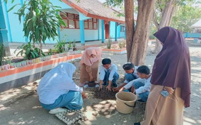 Siswa Fase- E SMA Negeri 1 Siak Melakukan Kegiatan P5 dengan Tema Kewirausahaan